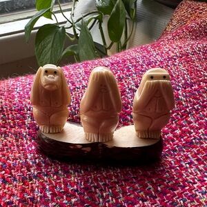 Ivory-Tone Tagua  Three Wise Monkeys Home Art Sculpture figurines handcarved new